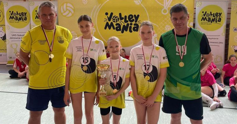 Janowickie siatkarki ponownie najlepsze w turnieju Volleymania Dolny Śląsk 