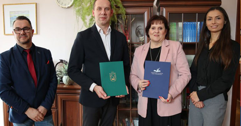 Porozumienie Karkonoskiej Akademii Nauk Stosowanych i Gminy Janowice Wielkie 