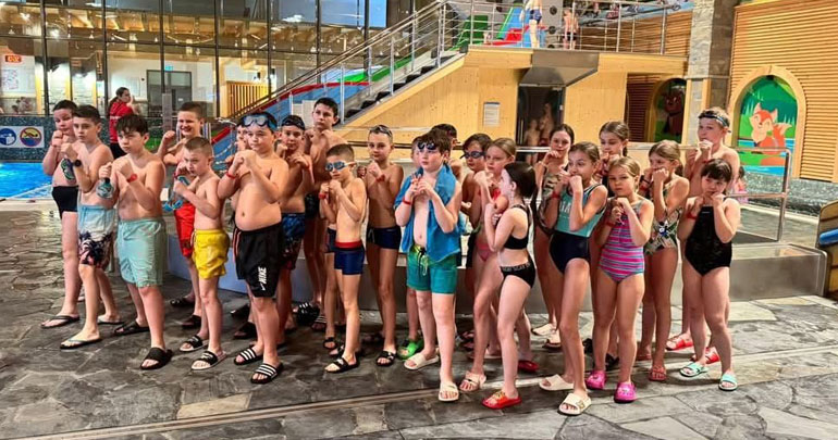 Zimowy obóz Kamiennogórskiego Klubu Oyama 