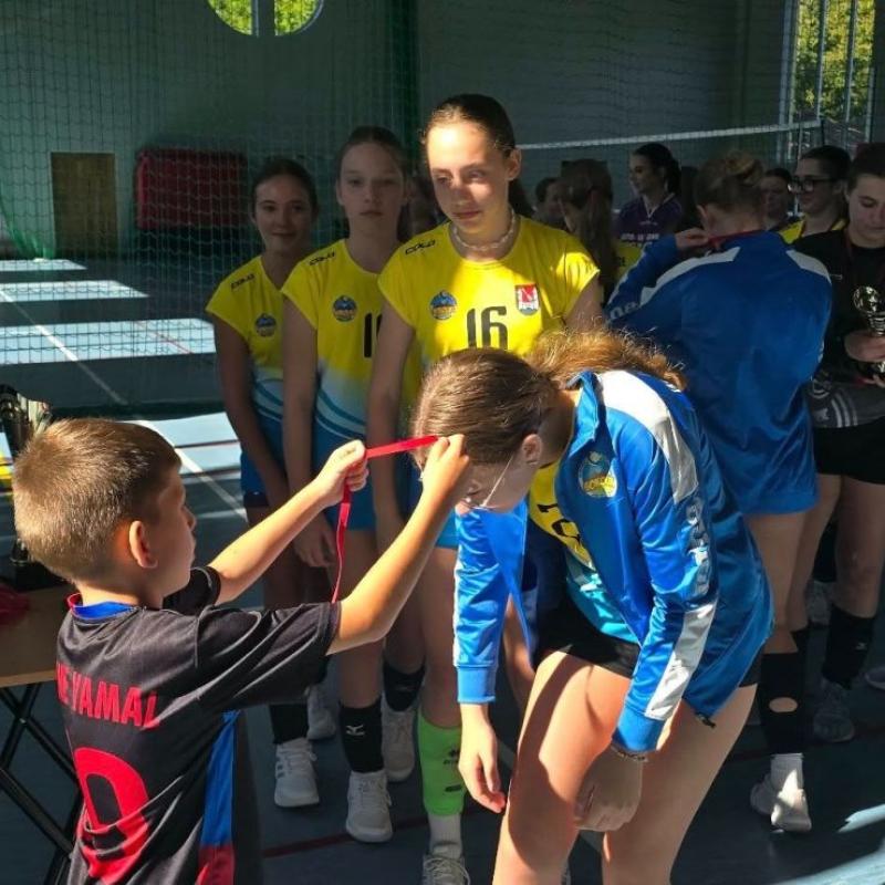 Zwycięski turniej młodziczek UKS Sokoliki 