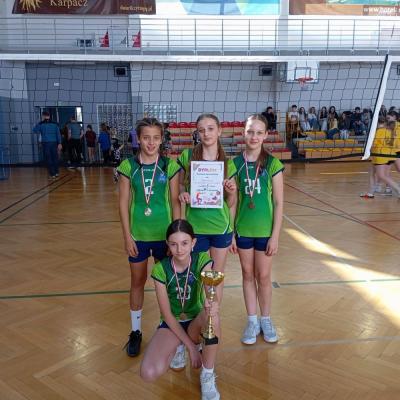 Janowickie siatkarki ponownie z medalami 