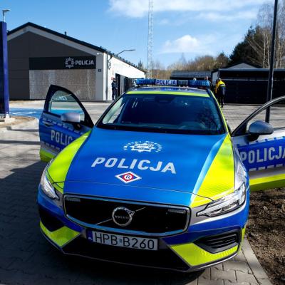 Uroczyste otwarcie posterunku Policji w Janowicach Wielkich 