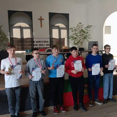 Nasi janowiccy szachiści na starcie mistrzostw powiatu 