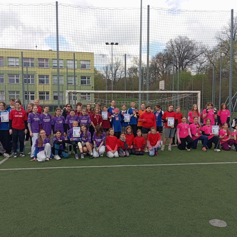 NASZE DZIEWCZĘTA NAJLEPSZE W MINI PIŁCE NOŻNEJ – ORLIK 2026 